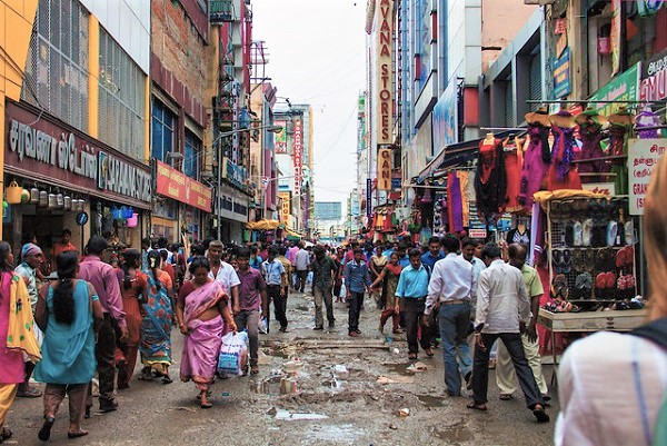 India-Street-Culture-Customs-Travel-Tips
