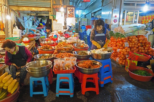 Seoul-Market-Customs-Culture-Travel-Tips